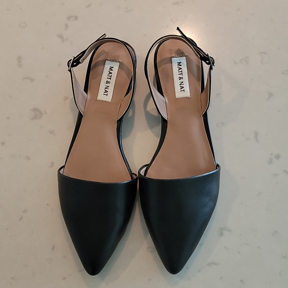 NWOT Matt and Nat slingback flats